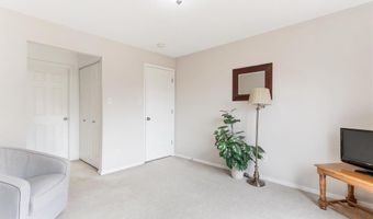 1335 Crossings Ct C, Ballwin, MO 63021
