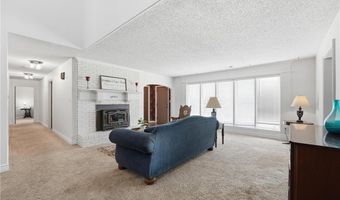 17274 Kansas Ave, Basehor, KS 66012