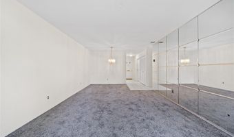 75 Harbor N, Amityville, NY 11701