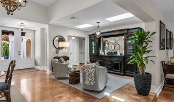 112 LAKEN Ln, Orlando, FL 32804