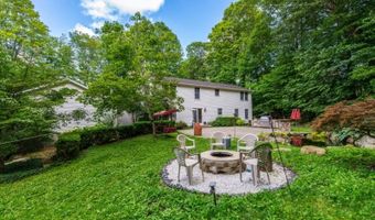 2 Higgins Dr, Alloway, NJ 07462