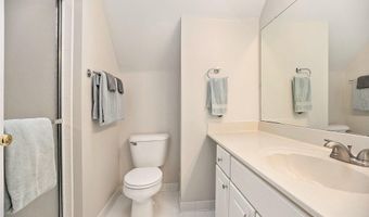 2512 Jade Ct, Ann Arbor, MI 48103