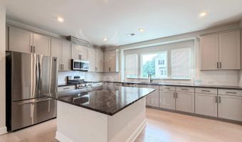 829 Amley Pl, Apex, NC 27523
