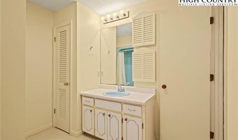 455 Boulder Gardens Rd, Banner Elk, NC 28604