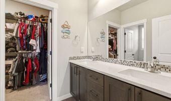 1130 NE 17TH St, Battle Ground, WA 98604