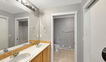 14735 SW BEARD Rd 102, Beaverton, OR 97007