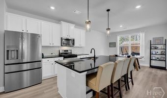 415 Station Overlook Dr, Auburn, GA 30011