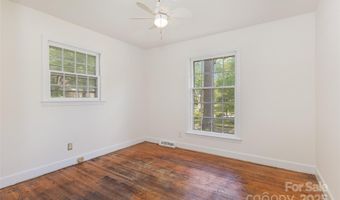 1519 Briarfield Dr, Charlotte, NC 28205