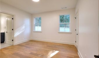 1947 Clark Dr, Tucker, GA 30084