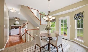 614 Whispering Willows Ct, Ballwin, MO 63021