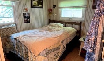 5825 Lake Rd, Ashtabula, OH 44004