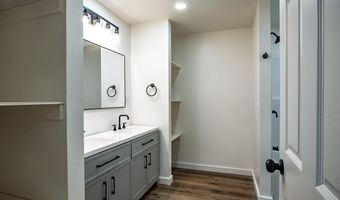 1565 Ales Rd, Batesville, MS 38606