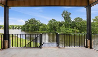7612 S Shoreline Blvd, Benton, AR 72019