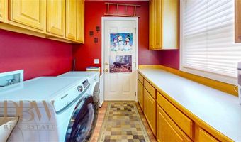 39 N 41st St N, Cody, WY 82414