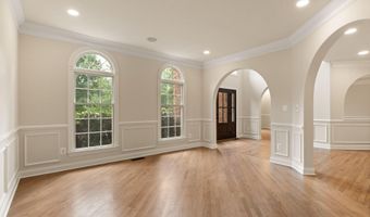 43864 ASHLAWN Ct, Ashburn, VA 20147