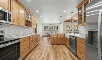 11871 Highway 66, Ashland, OR 97520