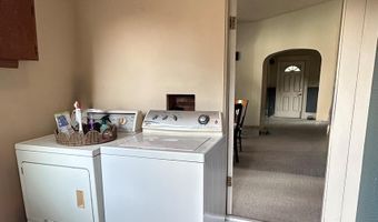 709 N St, Aurora, NE 68818