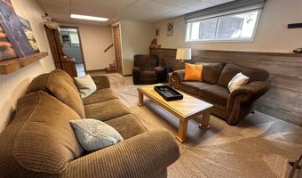 409 S 3rd St W, Aurora, MN 55705