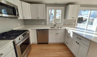 16 Fyffe Ave, Cranston, RI 02920