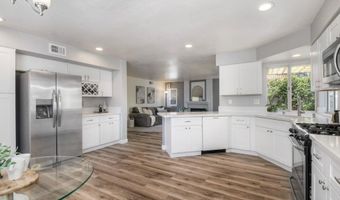 2116 Wedgewood Dr, Oceanside, CA 92056