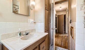 900 Park St, Anoka, MN 55303