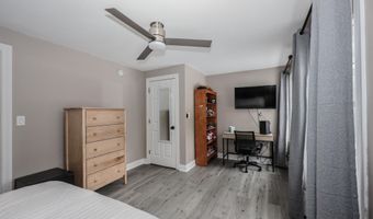 2 Deer Run Cir, Arundel, ME 04046