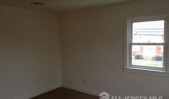 33 Avenel St, Avenel, NJ 07001