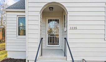 1135 CHAPLIN St SE, Washington, DC 20019