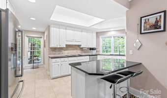 8600 Brownes Pond Ln, Charlotte, NC 28277