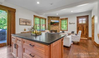 52 Eagle Cottage Ln 8, Banner Elk, NC 28604