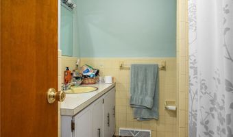 245 W Wrentham Rd, Cumberland, RI 02864
