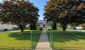 52 Tiffany St, North Providence, RI 02904