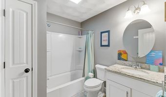 15 Aborn Ave, Cumberland, RI 02864