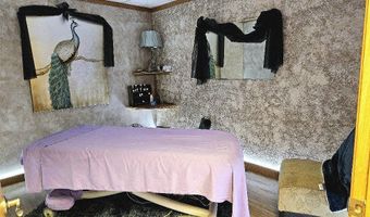 105 S Central Ave, Allerton, IA 50008