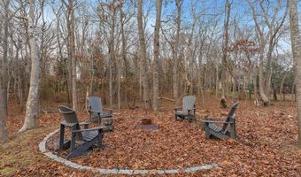 54 Fox Hunt, Amagansett, NY 11930