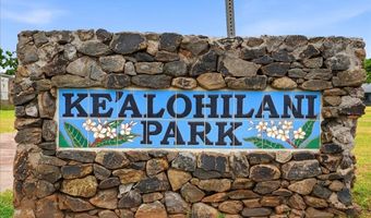 77 Kealohilani St, Kahului, HI 96732