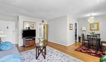 5001 10TH St S #5, Arlington, VA 22204