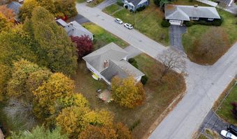 53 Hampton Ave, Auburn, ME 04210