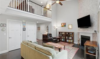 80 Conley Ave 6, Cranston, RI 02921