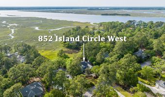 852 Island Cir W, Dataw Island, SC 29920