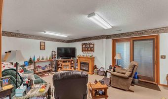 6930 SW Hoch Rd, Auburn, KS 66402