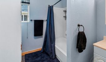 114 N Montana Ave, Absarokee, MT 59001