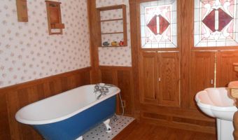 103 W Daniel St, Albany, MO 64402