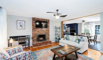 23 Springwood Dr, Asheville, NC 28805