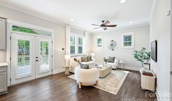 3030 Attaberry Dr, Charlotte, NC 28205