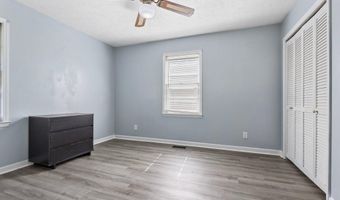 1708 N Poplar St, Aberdeen, NC 28315