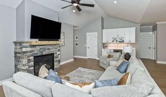 207 Weybridge Dr, Arden, NC 28704