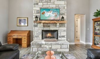 132 Wood Vly, Adkins, TX 78101