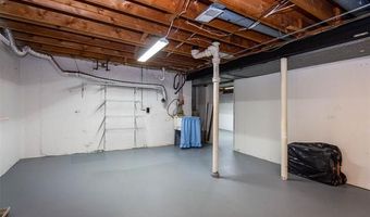 1454 Pine Valley Blvd, Ann Arbor, MI 48104