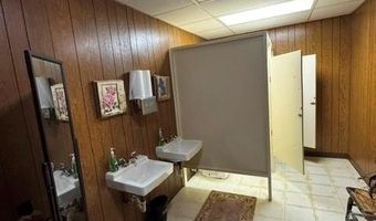 402 E Washington St, Arma, KS 66712